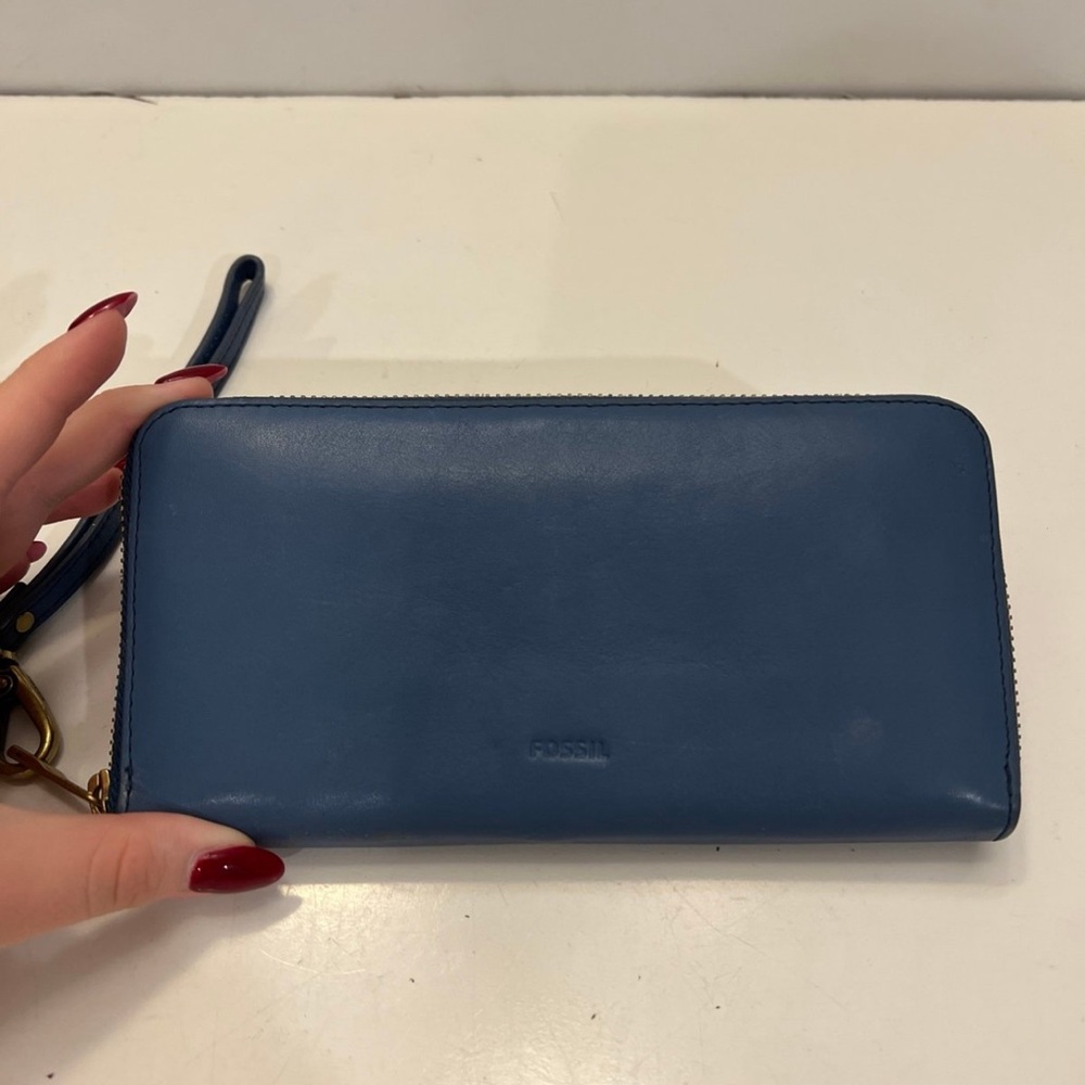 Fossil Blue Zip Around Clutch Wallet with Wristlet